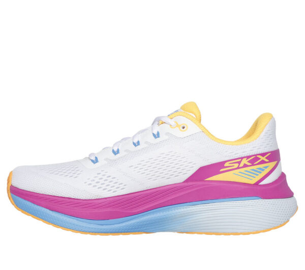 Skechers Max Cushioning Propulsion - Image 4