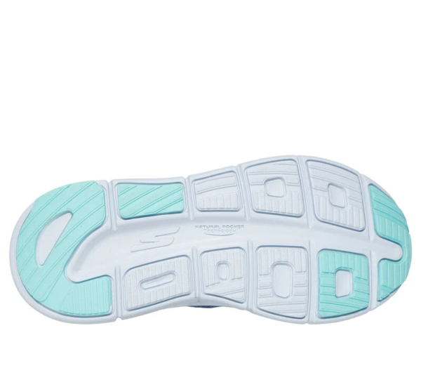 Skechers Max Cushioning Premier 2.0 Overland - Image 2