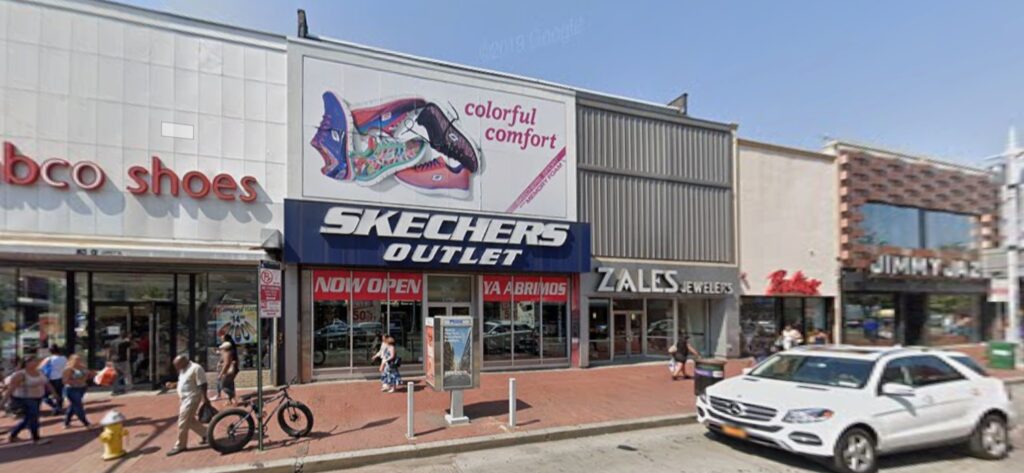 SKECHERS Warehouse Outlet Jamaica