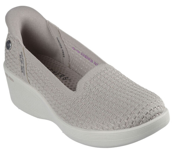 Martha Stewart x Skechers Slip-ins Pier-Lite - Image 5