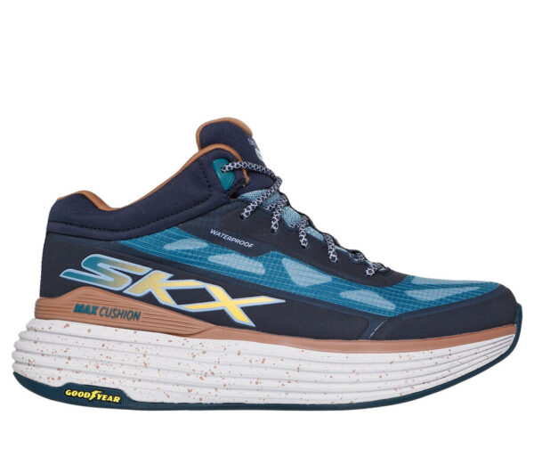 Skechers Max Cushioning Suspension Terrace