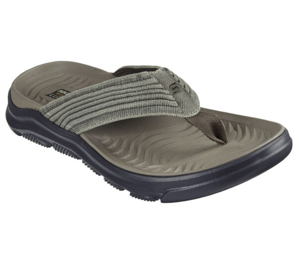 Skechers Relaxed Fit: Alcano - Vencino